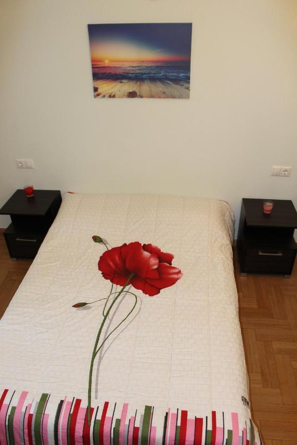 Comfortable Apartment In The Center Of Athén Kültér fotó